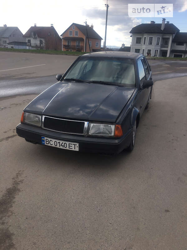 1991 volvo 440