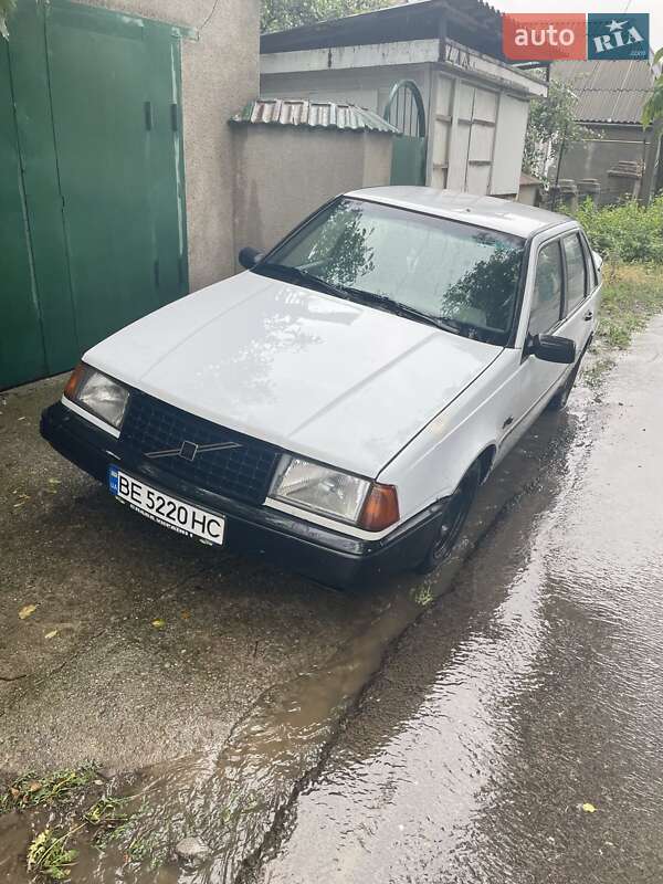 1990 volvo 440