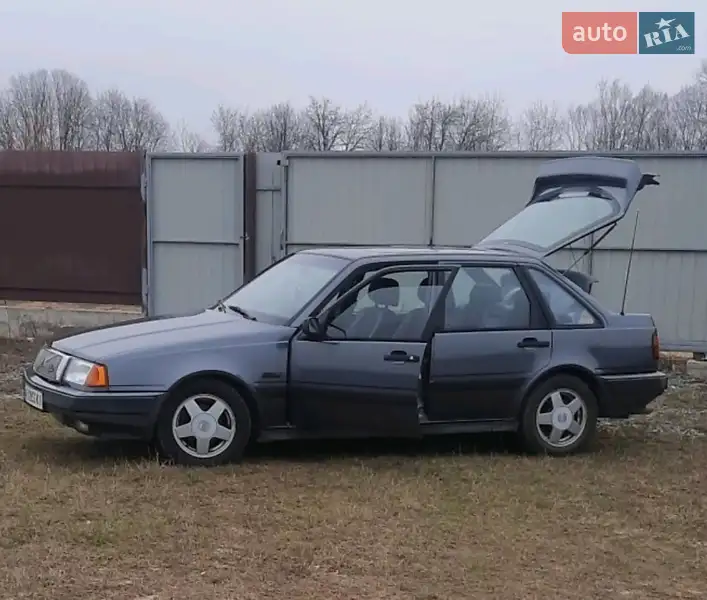 1990 volvo 440