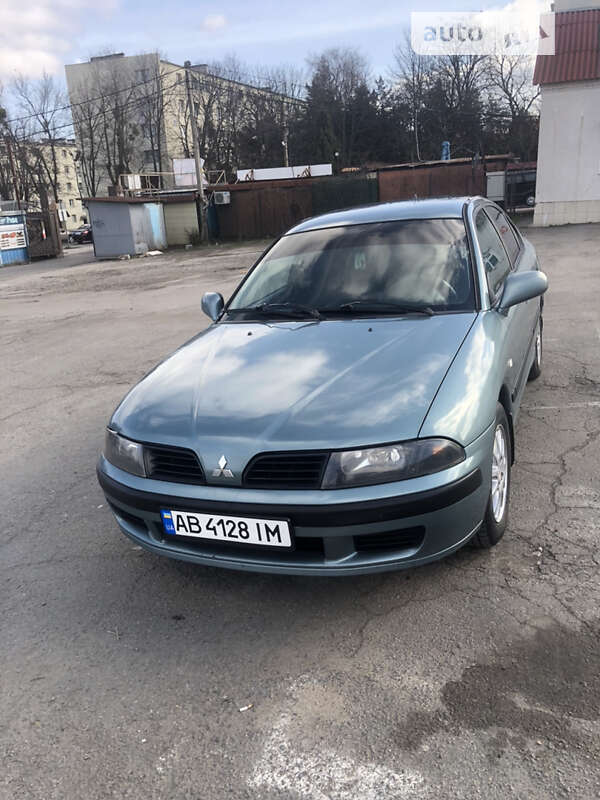 2002 mitsubishi carisma