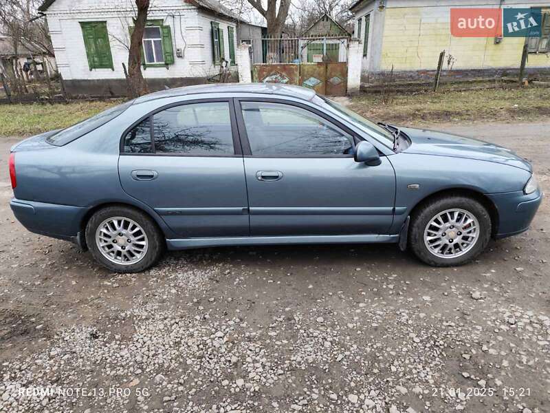 2004 mitsubishi carisma
