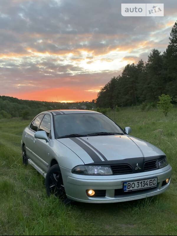2003 mitsubishi carisma