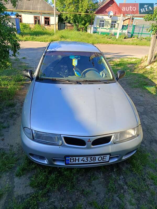 1998 mitsubishi carisma