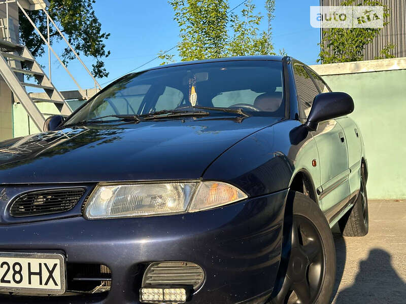 1998 mitsubishi carisma