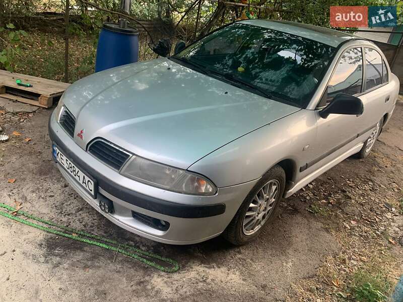 2002 mitsubishi carisma