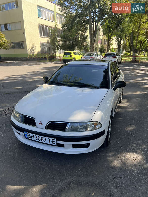 2001 mitsubishi carisma