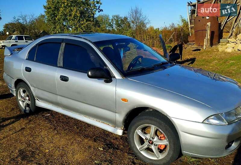 1996 mitsubishi carisma