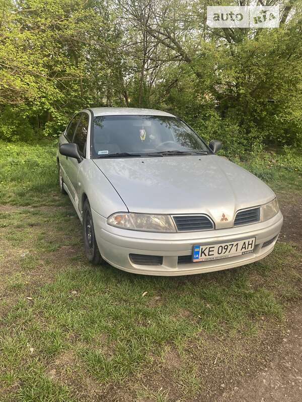 2001 mitsubishi carisma