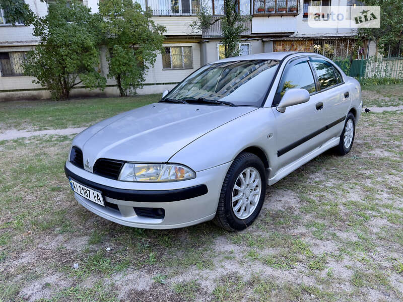 2002 mitsubishi carisma