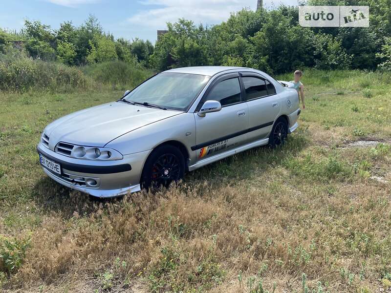 2003 mitsubishi carisma