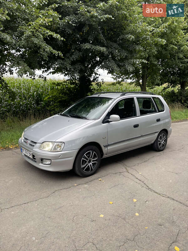 2001 mitsubishi space star