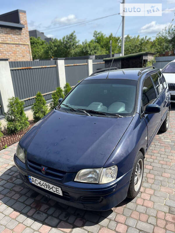 2001 mitsubishi speace star