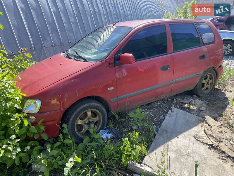 2001 mitsubishi space star