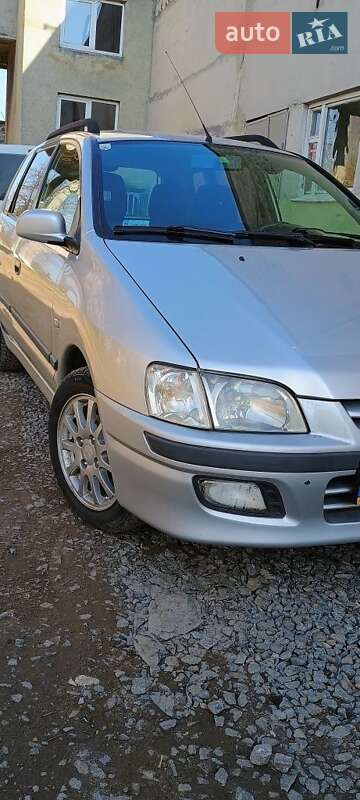 2002 mitsubishi speace star
