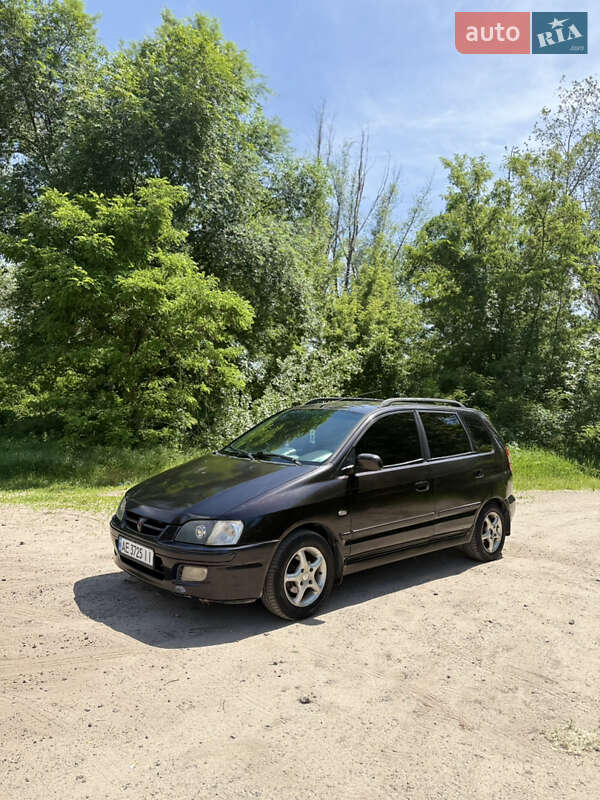 2002 mitsubishi space-star
