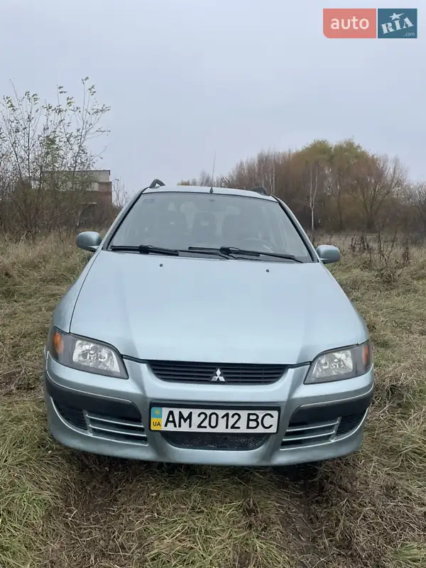 2003 mitsubishi space star