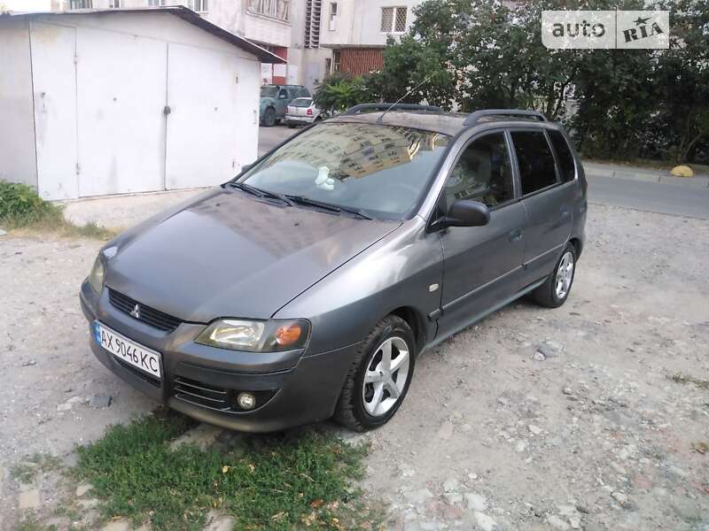 2003 mitsubishi space-star