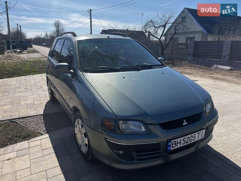 2003 mitsubishi space star