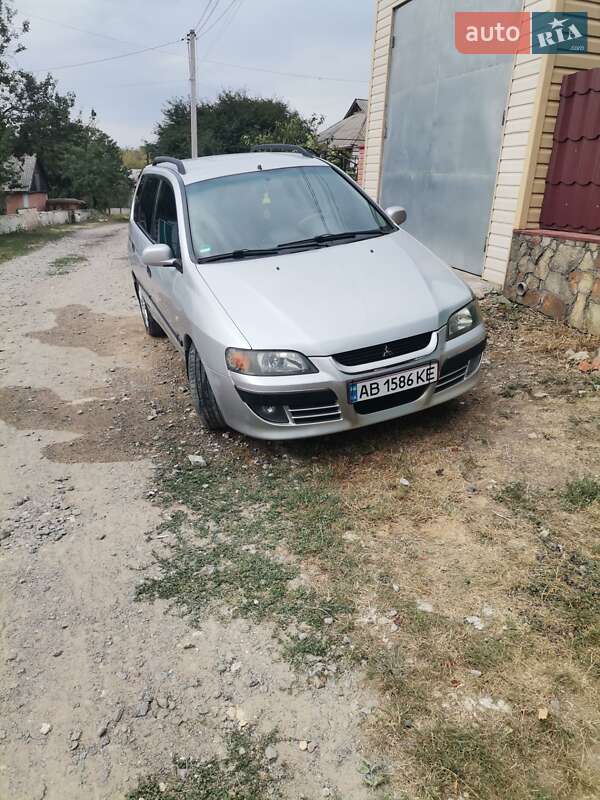 2004 mitsubishi space star