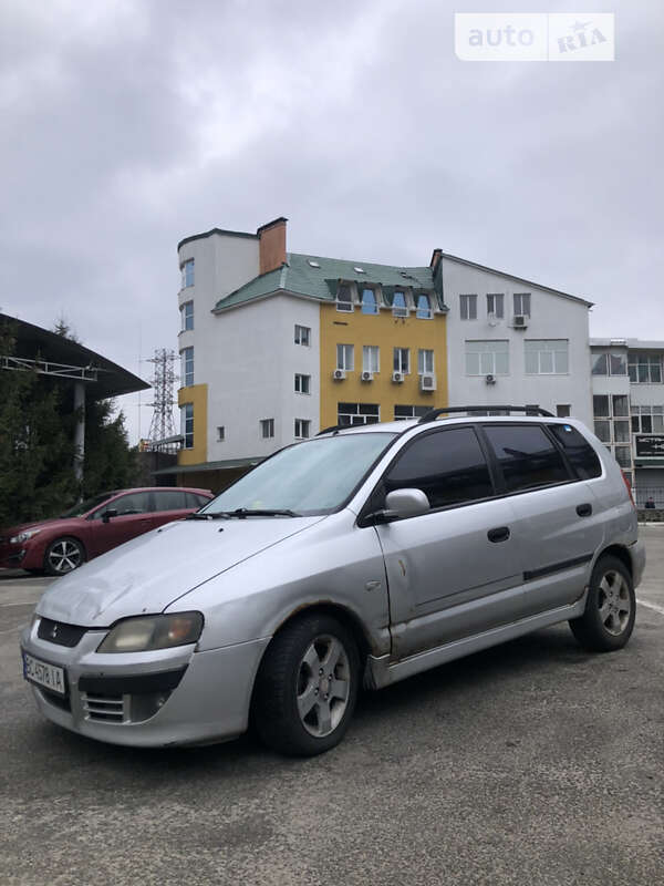 2004 mitsubishi space star