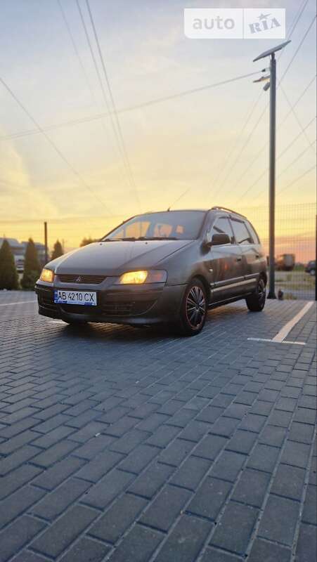 2004 mitsubishi space star