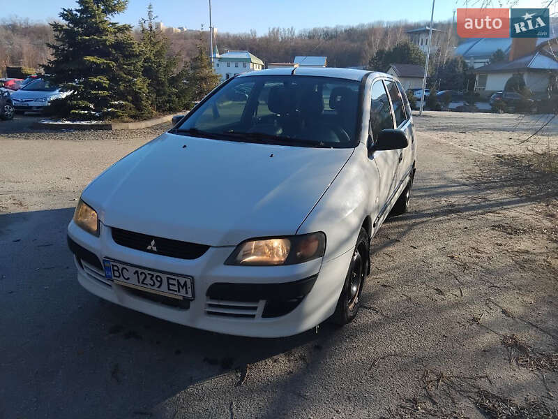 2004 mitsubishi speace star