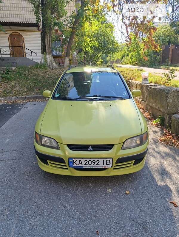 2002 mitsubishi space star