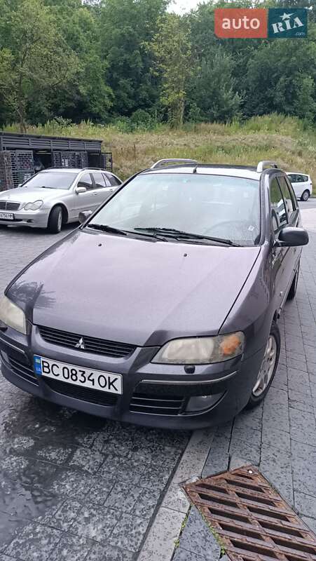 2004 mitsubishi space star