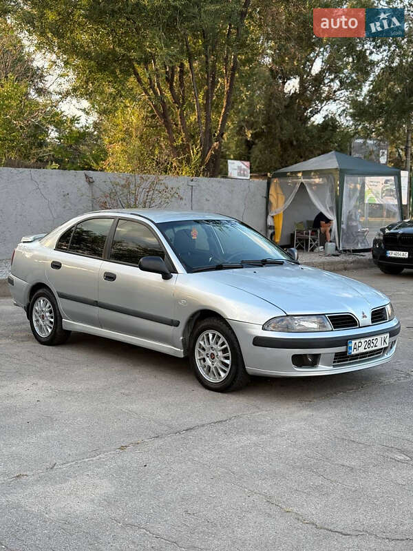 2001 mitsubishi carisma