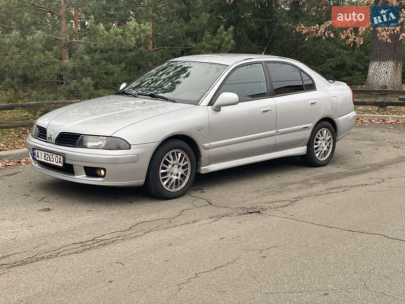 2003 mitsubishi carisma