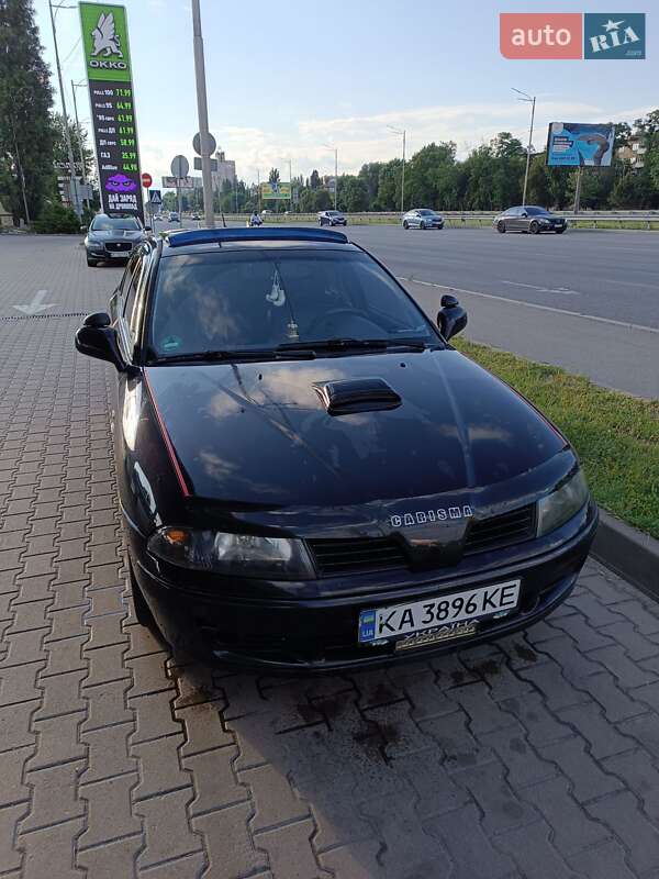 2003 mitsubishi carisma