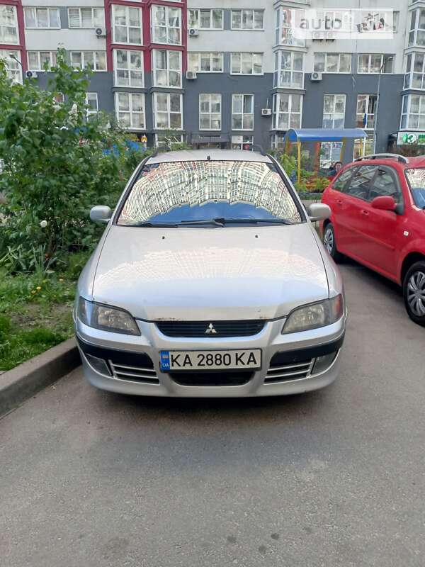 2003 mitsubishi space star