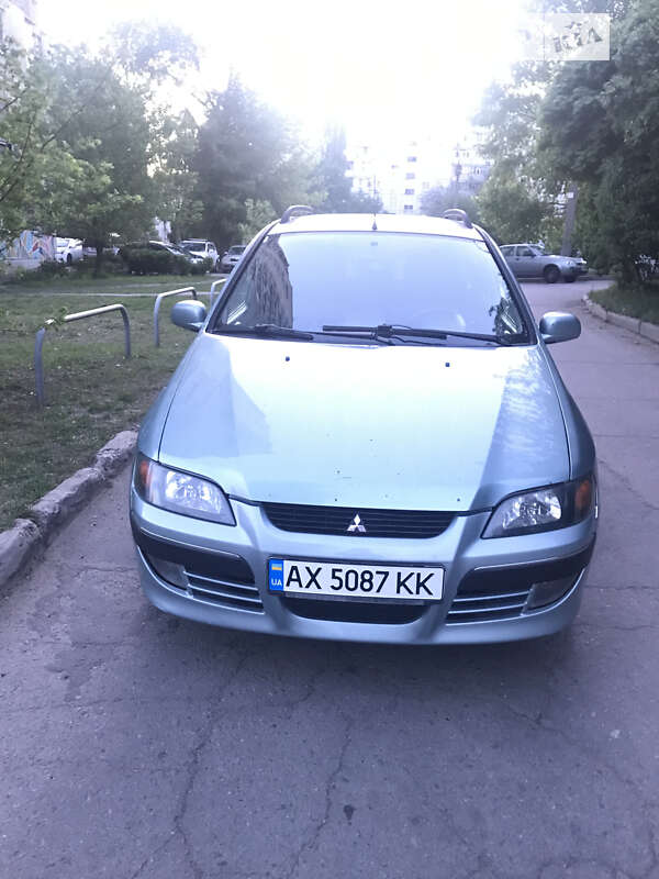 2004 mitsubishi space star