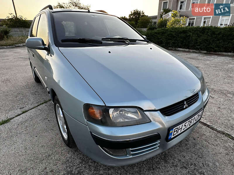 2003 mitsubishi speace