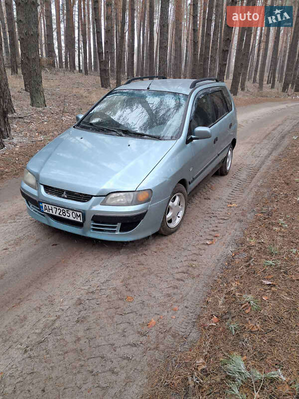 2003 mitsubishi space-star