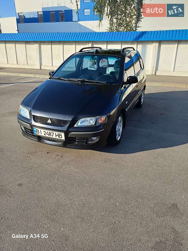 2004 mitsubishi space-star