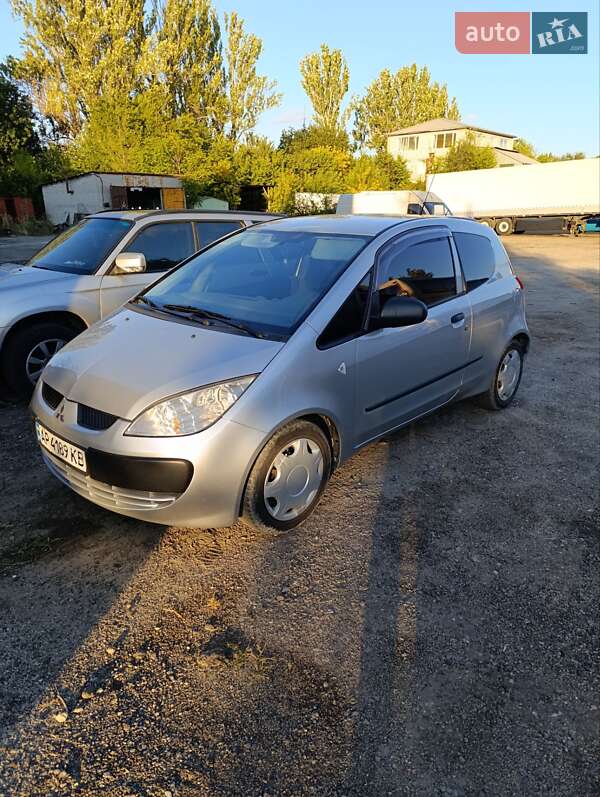 2005 mitsubishi colt