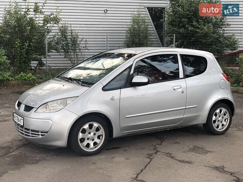 2005 mitsubishi colt