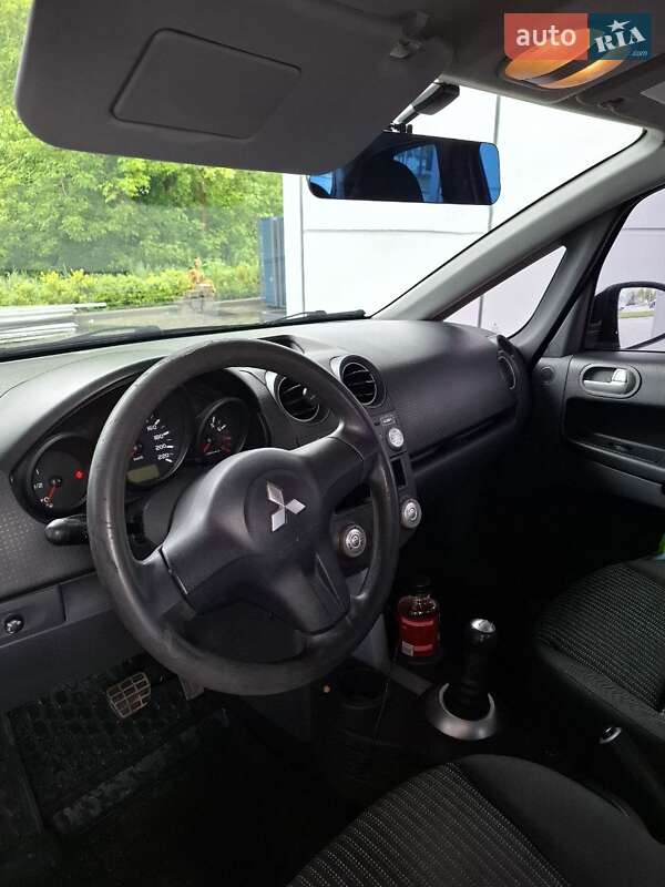 2007 mitsubishi colt