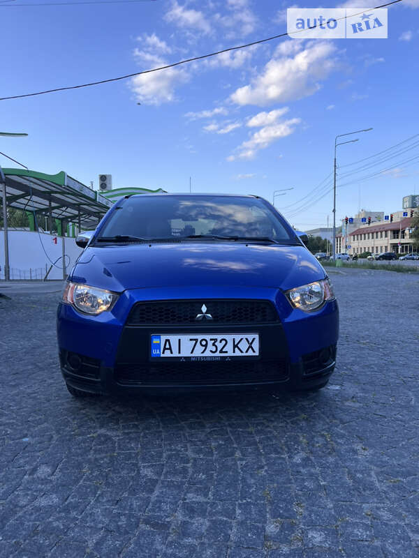 2009 mitsubishi colt