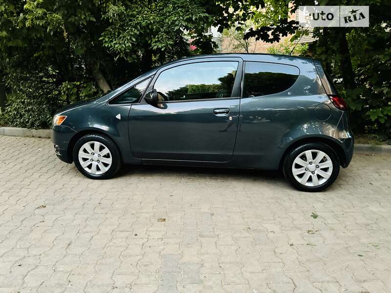 2009 mitsubishi colt