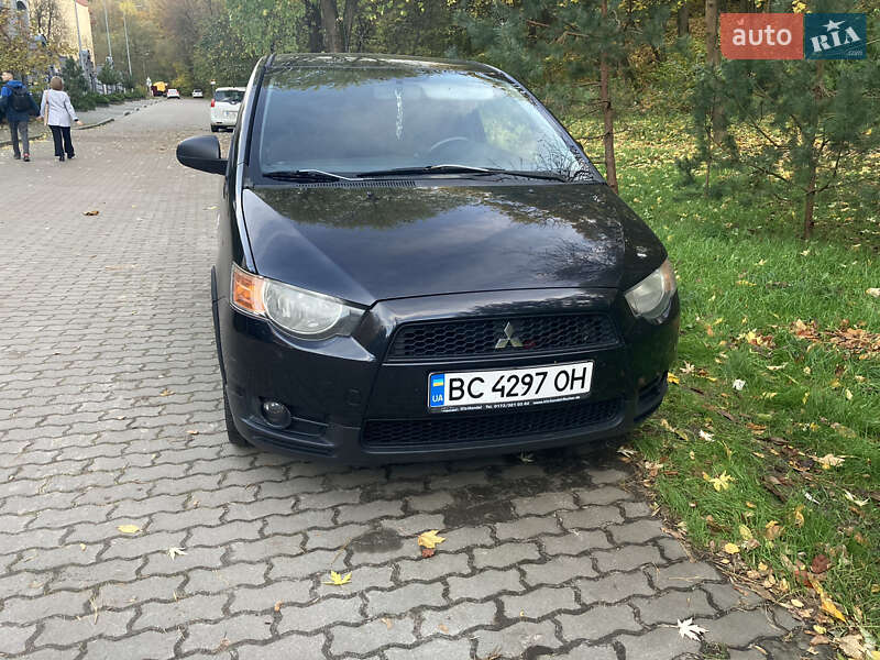 2011 mitsubishi colt