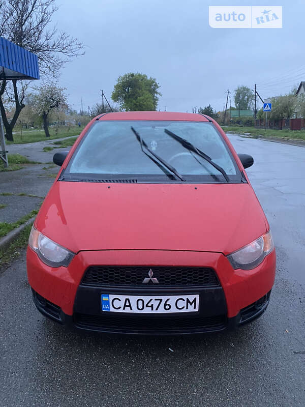 2010 mitsubishi colt