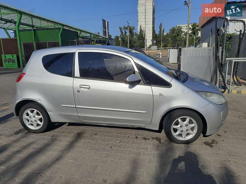 2006 mitsubishi colt