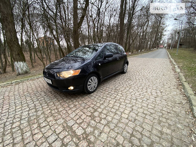 2010 mitsubishi colt
