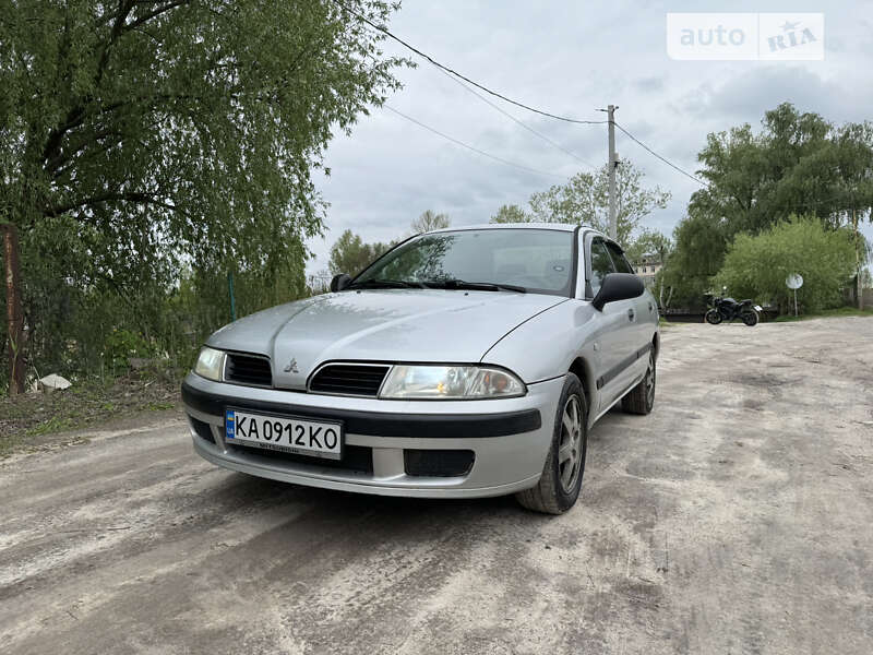 2001 mitsubishi carisma
