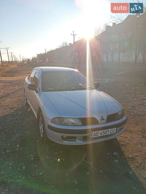 2002 mitsubishi carisma
