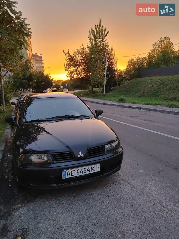 2002 mitsubishi carisma