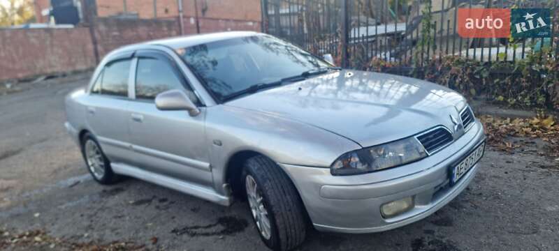2003 mitsubishi carisma