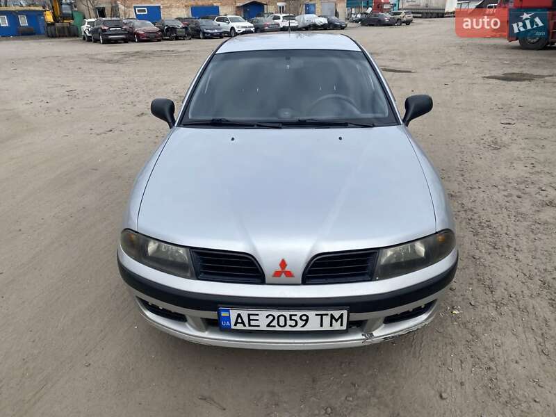 2003 mitsubishi carisma